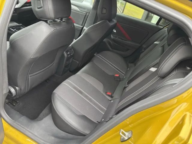 Opel Astra GS-Line Grand Sport