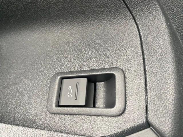 Audi A3 30 TFSI Sedan