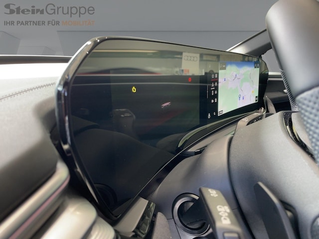 Audi A6 Avant Quattro S-Tronic