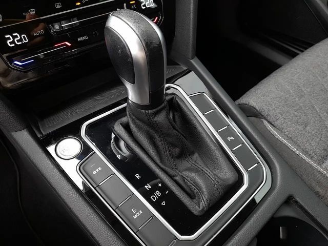 Volkswagen Passat DSG GTE Variant