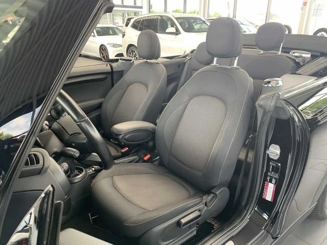 MINI Cooper Cabrio Autom. NAVI/APPLE/LED/DAB/KLIMAAUT
