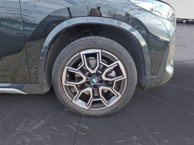 BMW X1 xDrive23i