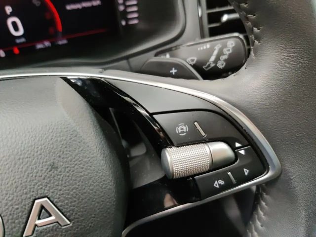 Skoda Karoq 1.5 TSI Tour