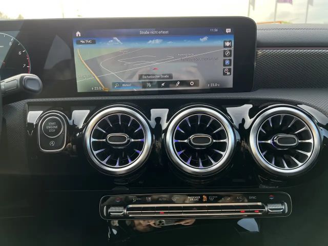 Mercedes-Benz CLA 200 Shooting Brake