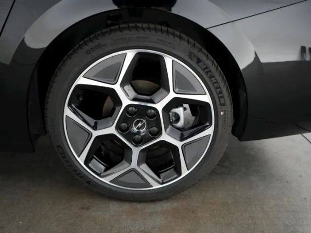 Opel Astra Sports Tourer Ultimate