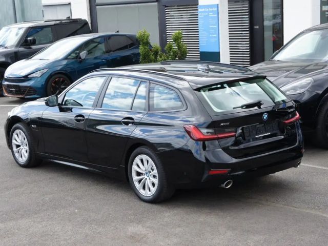 BMW 320 320e Advantage pakket xDrive