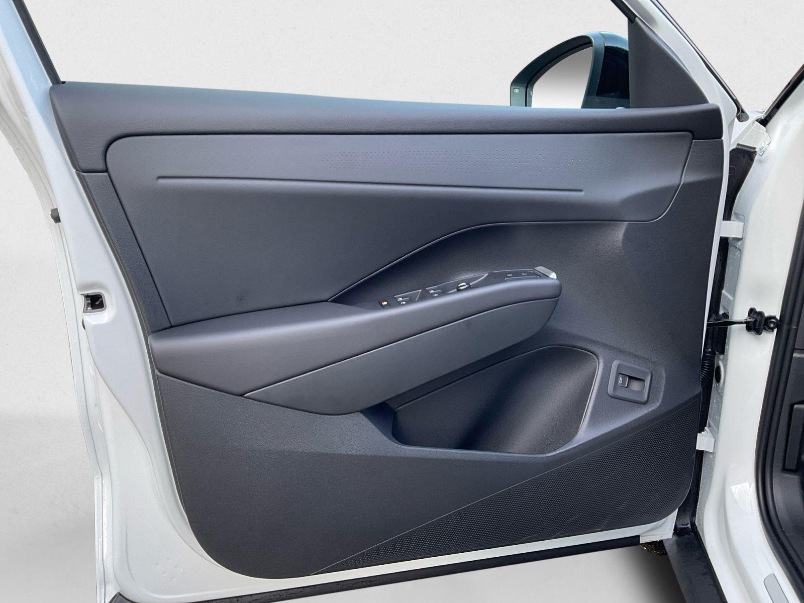 Volkswagen T-Roc 1.5 eTSI DSG R-Line