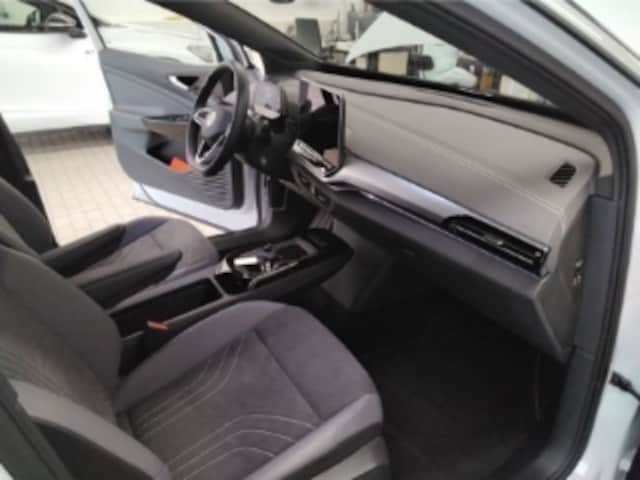 Volkswagen ID.5 IQ.Drive Pro