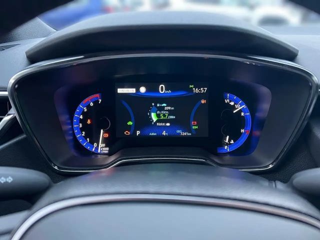 Toyota Corolla Hatchback Team D