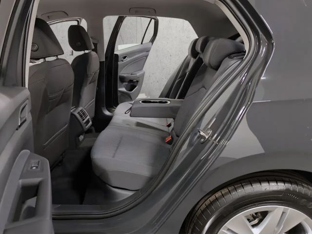 Volkswagen Golf 1.5 TSI DSG Life