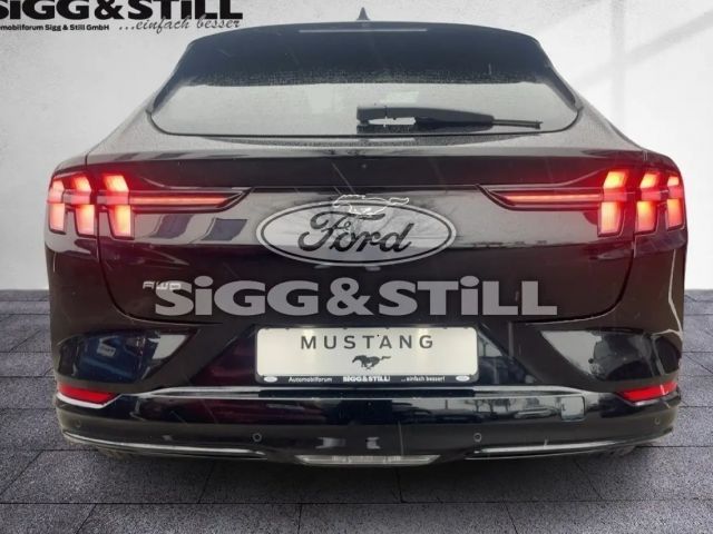 Ford Mustang Mach-E AWD Premium