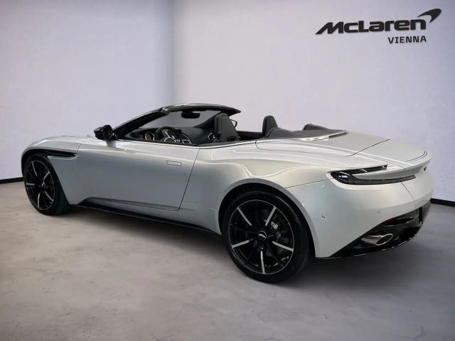 Aston Martin DB11 V8