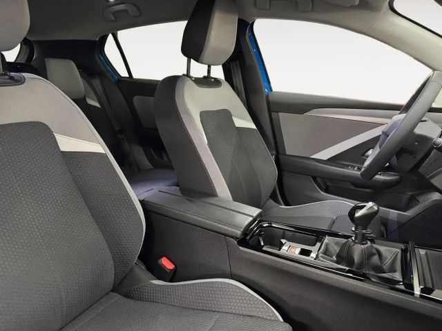 Opel Astra 1.2 Turbo Edition Turbo