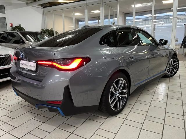 BMW i4 Coupé Gran Coupé Sedan eDrive40