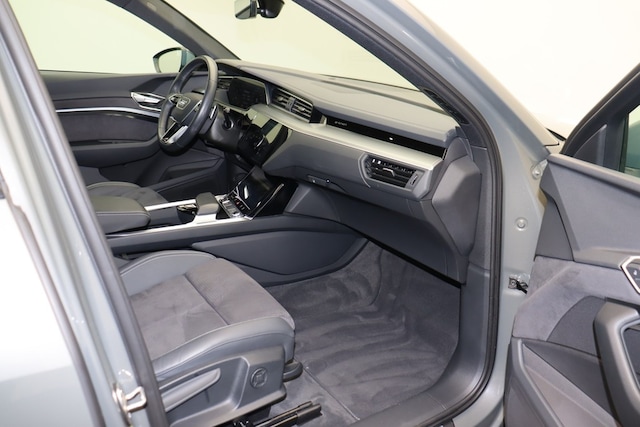 Audi Q8 e-tron 50 Quattro