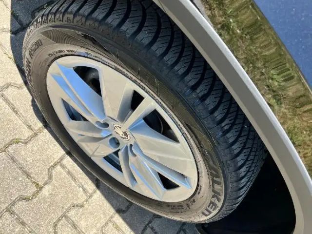 Skoda Karoq Selection