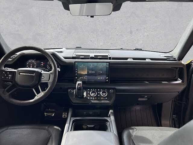 Land Rover Defender 90