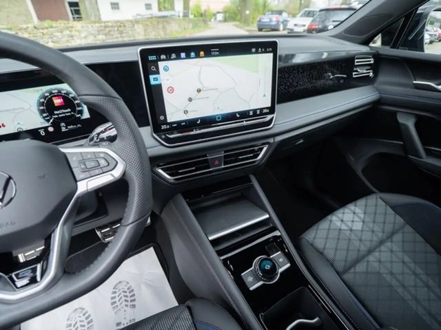 Volkswagen Tiguan DSG R-Line Style