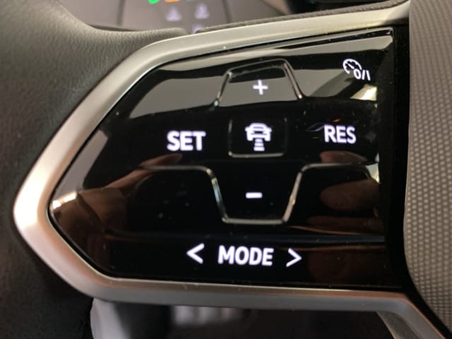 Volkswagen ID.3 +KAMERA+NAVI+PARKLENK+LM+KLIMA+ACC+ZV++