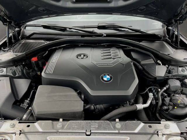 BMW 330 330i M-Sport Sedan xDrive