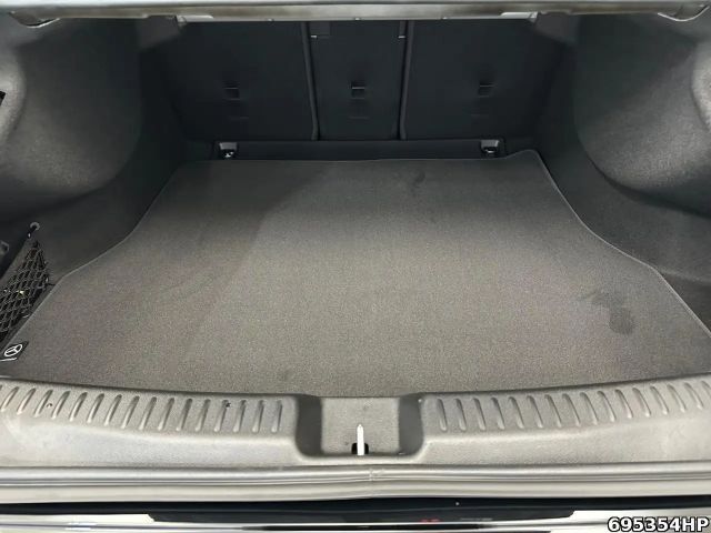 Mercedes-Benz CLA 200 AMG Line Coupé Premium