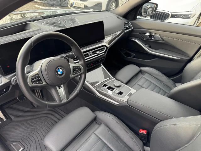 BMW 320 320d M-Sport Sedan xDrive
