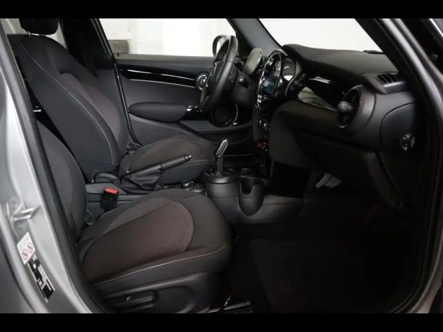 MINI Cooper AUTOMAAT - NAVI - LED