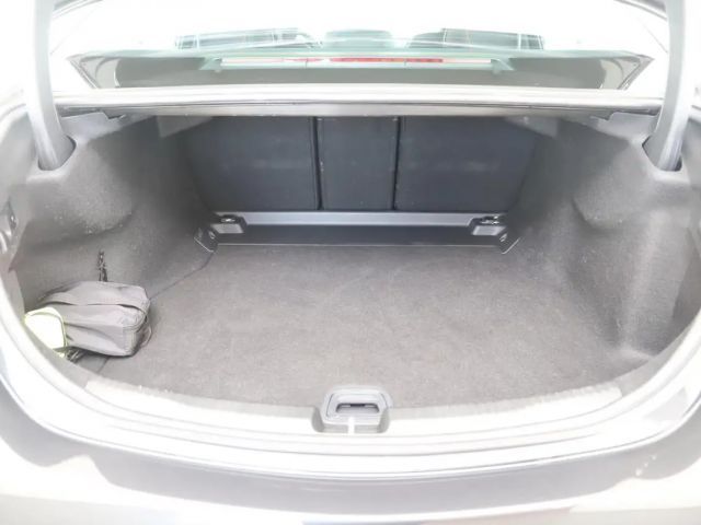 Mercedes-Benz C 300 AMG Line C 300 d Sedan