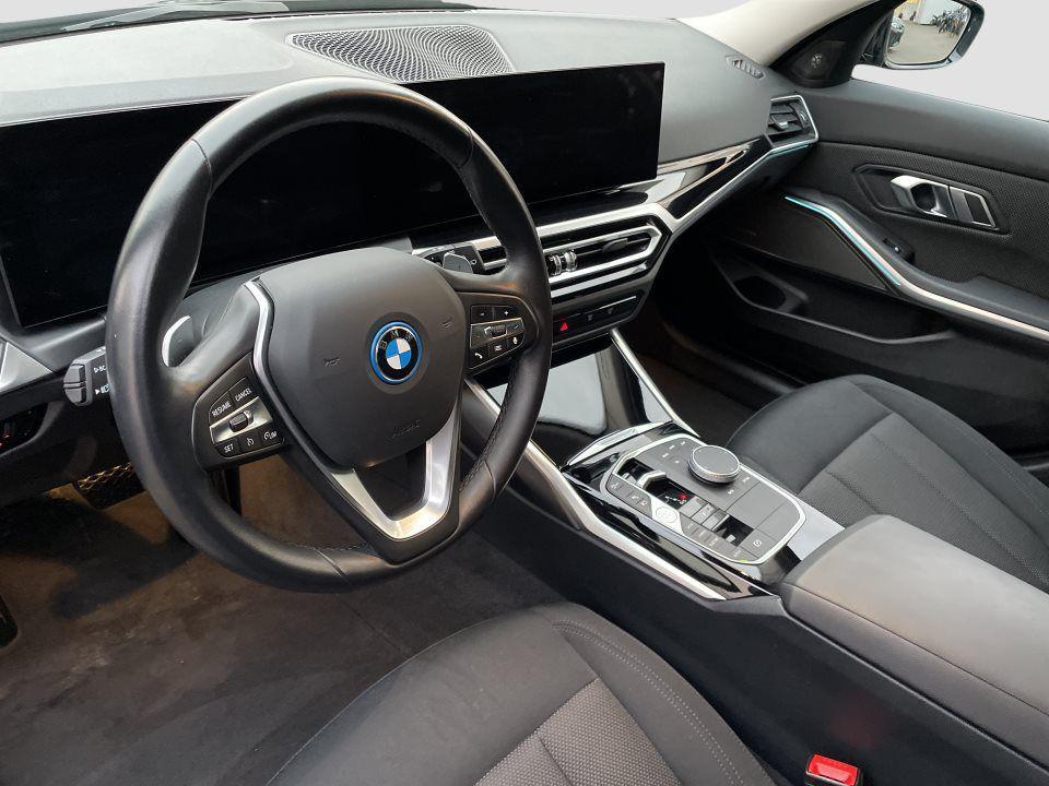 BMW 320 320e Touring xDrive
