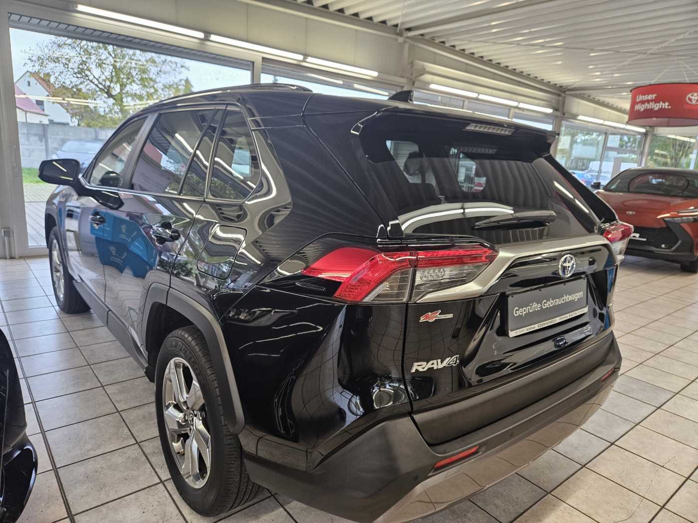 Toyota RAV4 5-deurs Team D