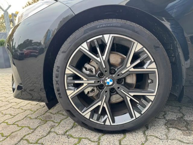 BMW 120 120i M-Sport Sedan