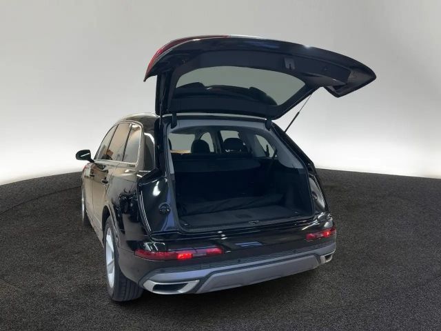 Audi Q7 50 TDI Quattro S-Line