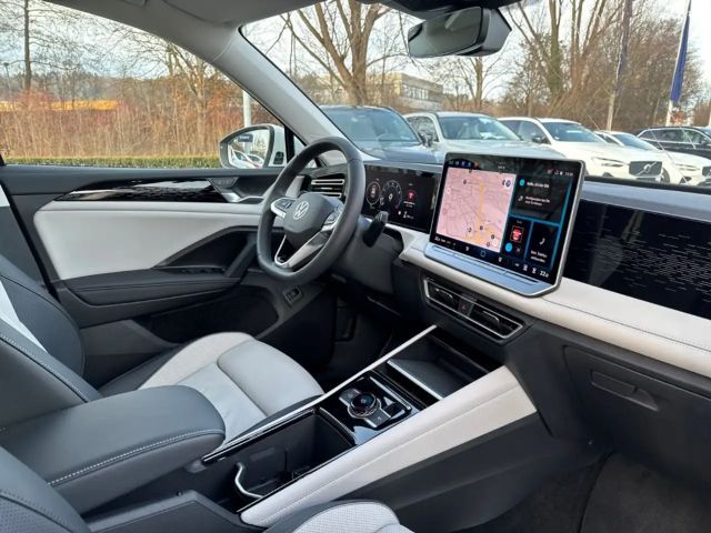 Volkswagen Tiguan 1.5 eTSI Elegance Elegance