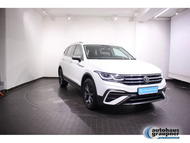 Volkswagen Tiguan 1.5 TSI Allspace Life