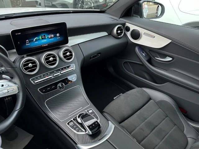 Mercedes-Benz C 200 AMG Line Coupé