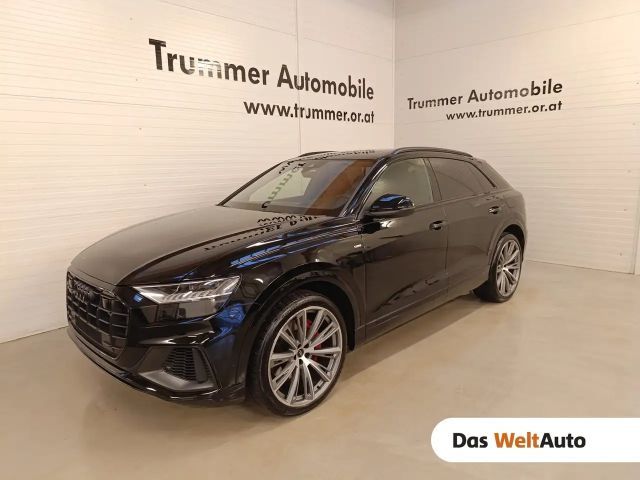 Audi Q8 55 TFSI Hybride Quattro