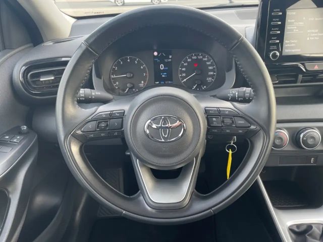 Toyota Yaris 1.0 VVT-i Comfort Hatchback