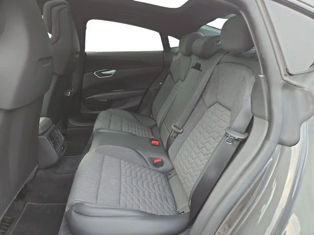 Audi RS e-tron GT KAM/HUD/2xPDC/MATRIX/NAVI/SHZ