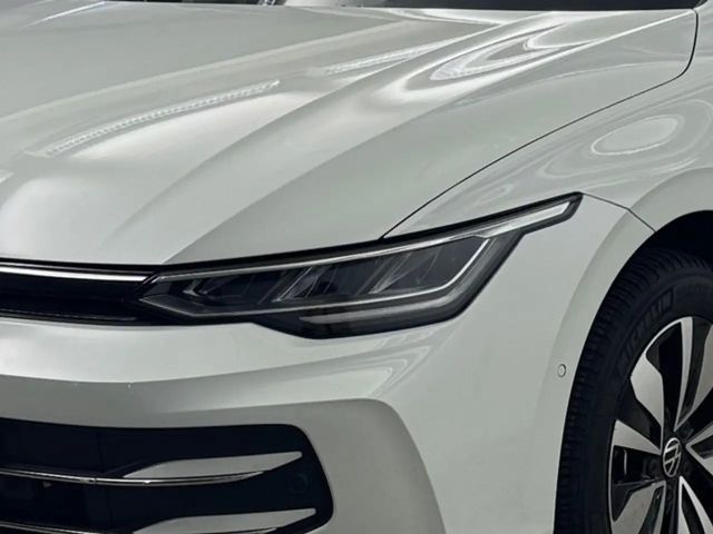 Volkswagen Golf 1.5 eTSI Golf VIII