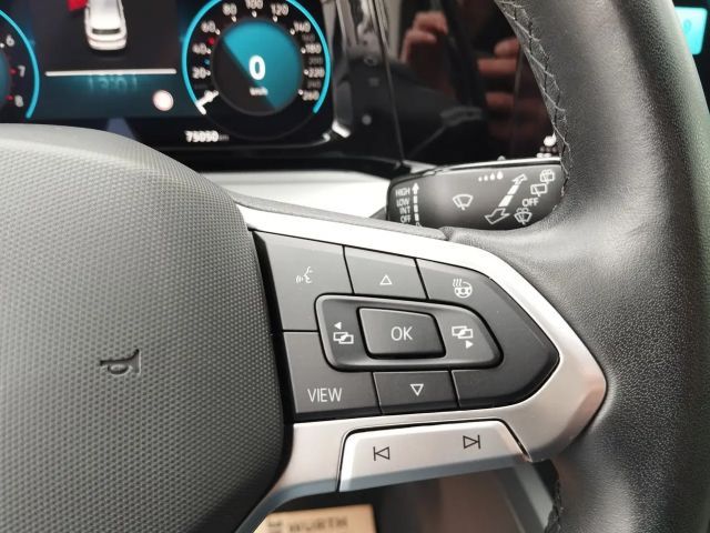 Volkswagen Golf Life