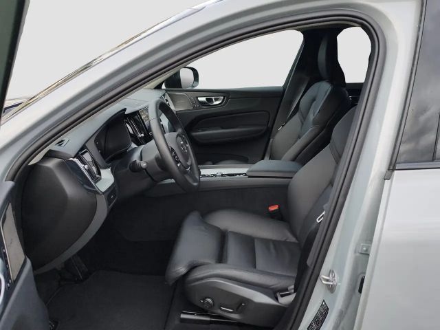 Volvo XC60 AWD Dark Plus