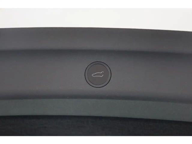 Tesla Model Y AWD Dual Motor