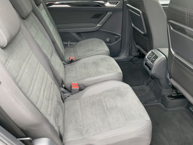 Volkswagen Touran 2.0 TDI DSG R-Line