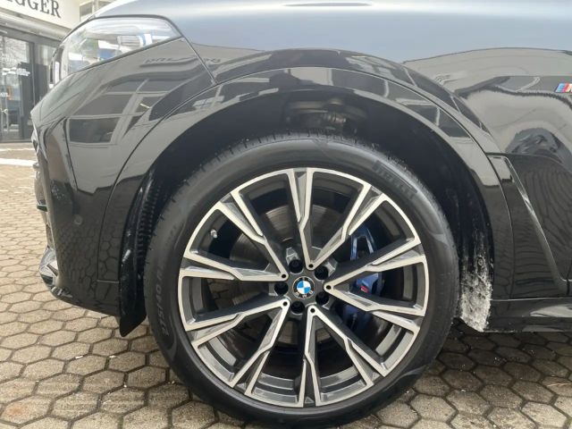 BMW X7 i/HUD/Panorama/Navigation/HarmanKardon