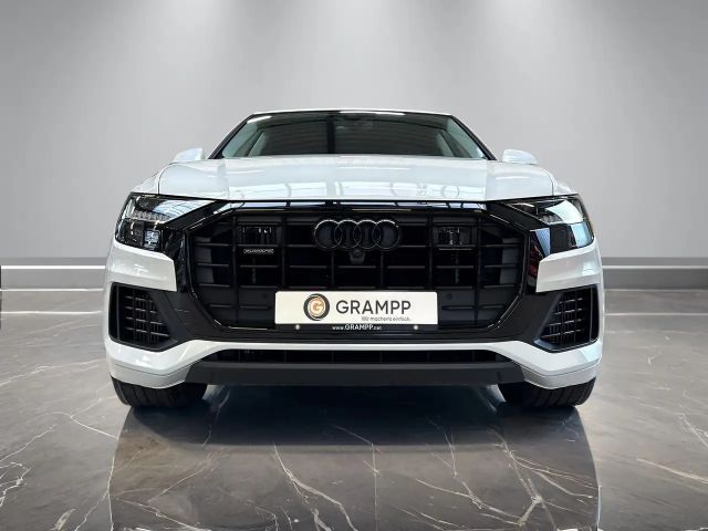Audi Q8 55 TFSI Hybride