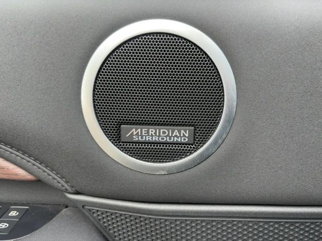 Land Rover Discovery D300 HSE