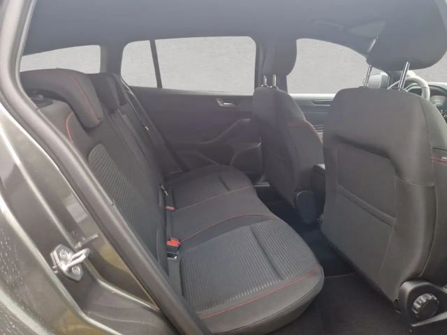 Ford Focus EcoBoost ST Line Wagon