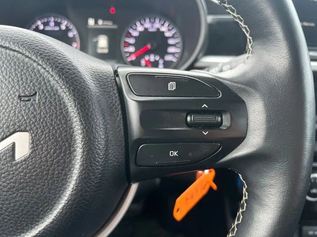 Kia Picanto AUTOMATIK Sitz&Lenkradhzg+PDC+Navi+Klima