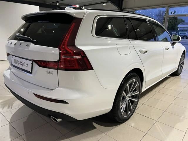 Volvo V60 Momentum