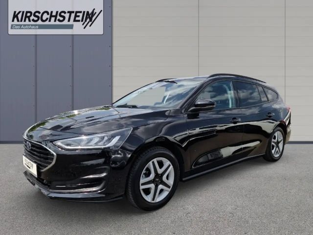 Ford Focus Cool & Connect EcoBoost Wagon